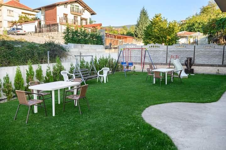 Guest House Tedi Sapareva Banya Bagian luar foto